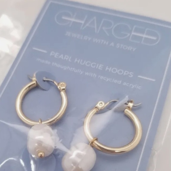 Charged Jewelry REMOVABLE PEARL & STONE HUGGIE EARRINGS MSRP: $50 - Picture 6 of 6